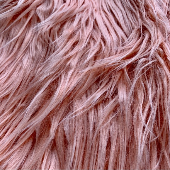 Pink fun fur jacket - Picture 7 of 8